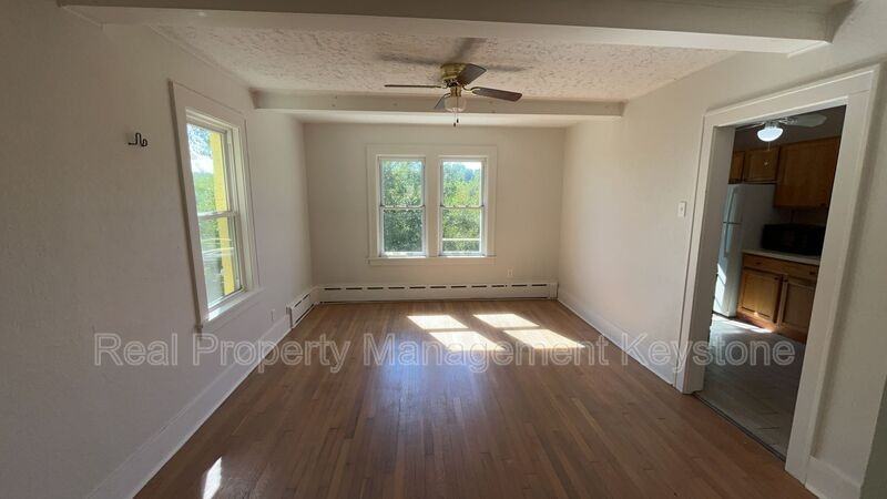 1428 Bellaire Pl - Photo 5 of 25