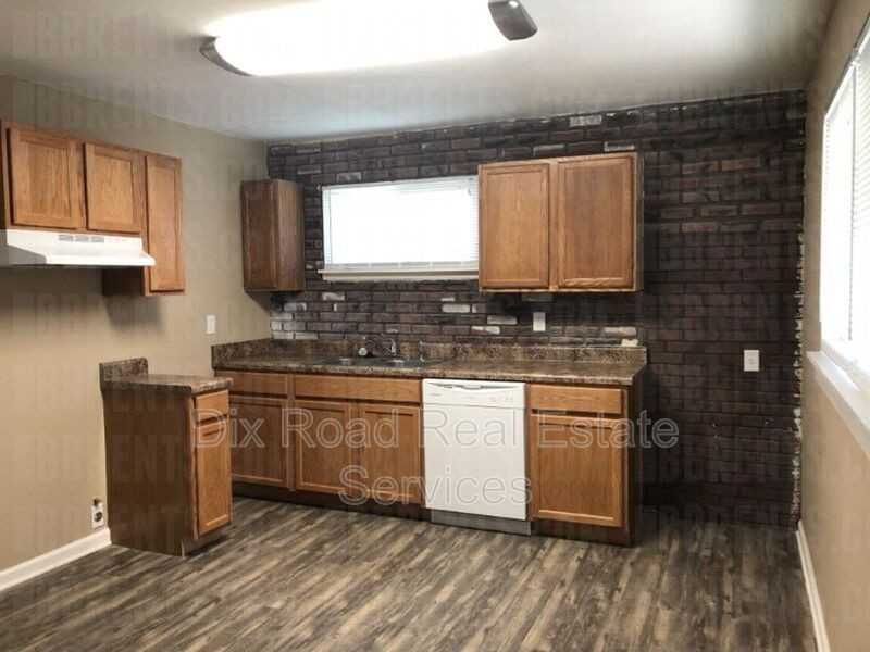 4855 Live Oak Dr - Photo 7 of 15