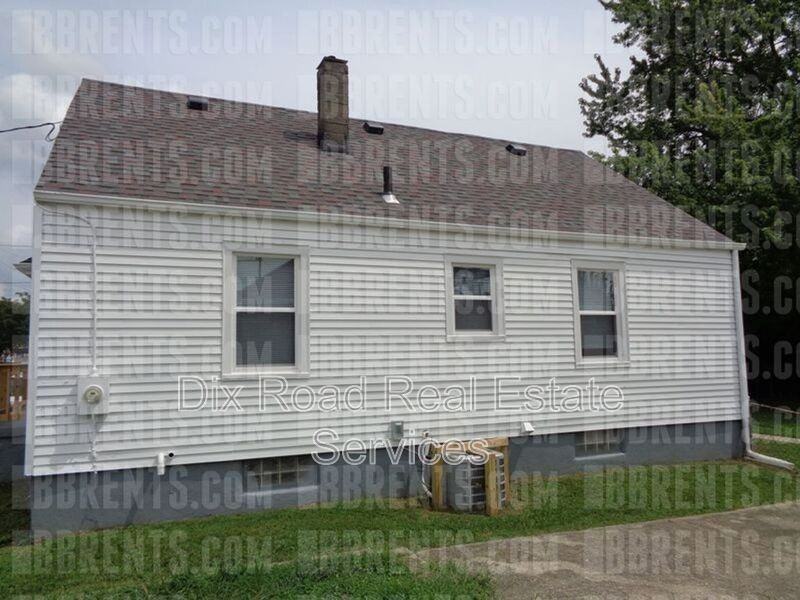 1255 Hooven Ave - Photo 4 of 25