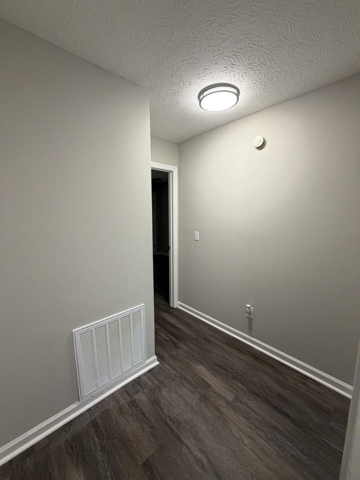 6200 Cross Tie Court - Photo 6 of 15