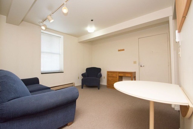 109 North Cayuga Street - Photo 6 of 9