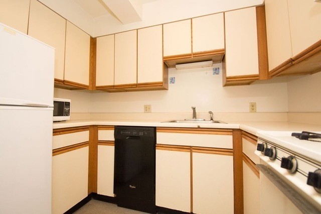 109 North Cayuga Street - Photo 7 of 9