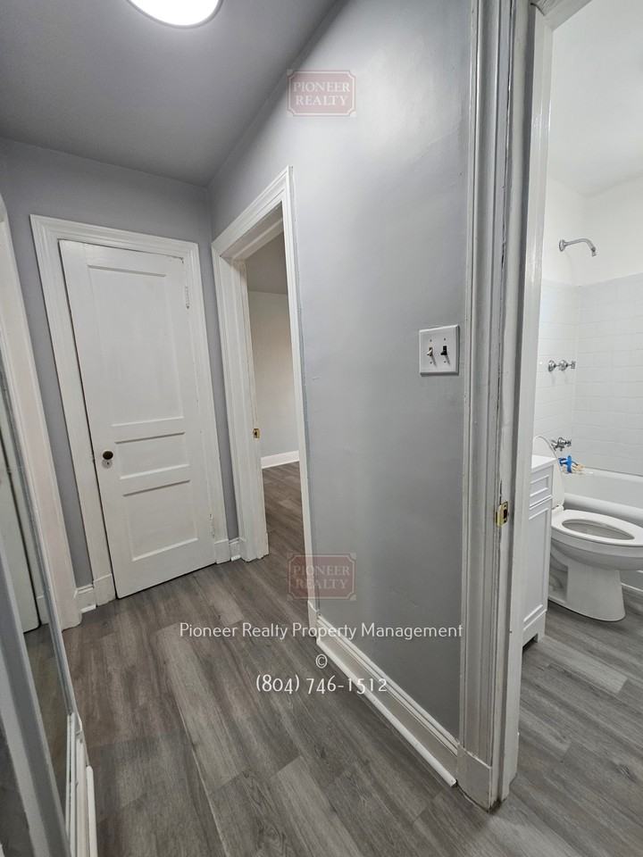 355 North 18th Street Unit 1104 - Photo 4 of 20