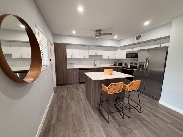 1322 NE 105 ST - Photo 6 of 26