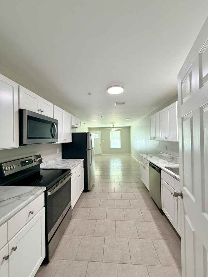 13222 Wisconsin Street - Photo 6 of 18