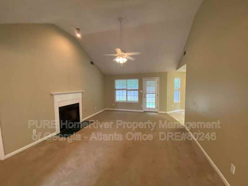 357 Washington St - Photo 7 of 25