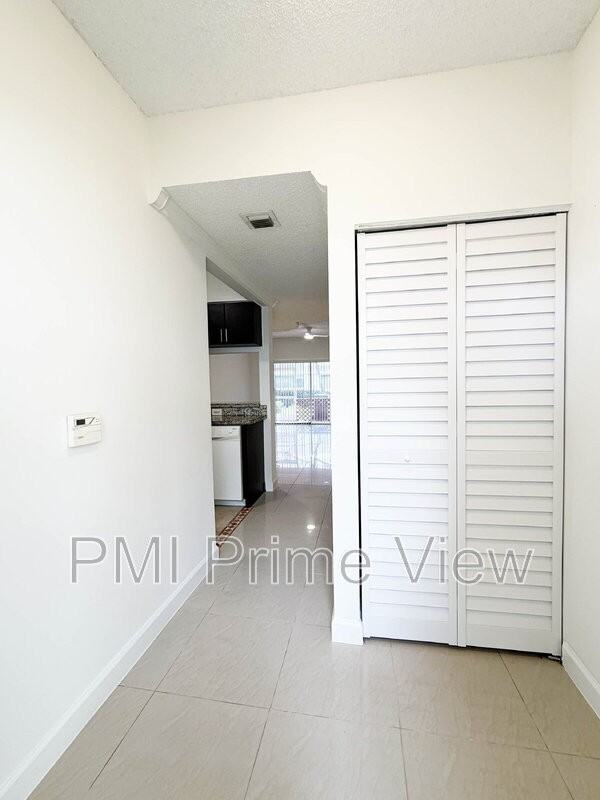 61 Whitehead Cir - Photo 3 of 28