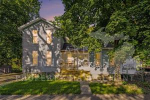 featured image of 815 Davis Ave Nw #A