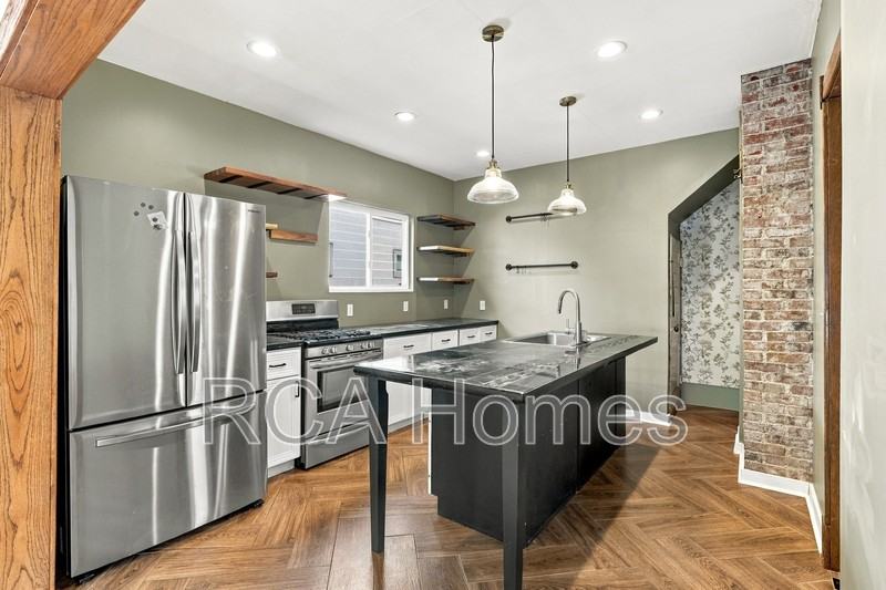 36 N Dearborn St - Photo 5 of 12