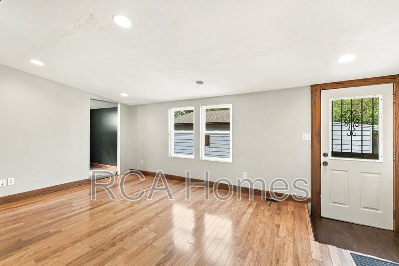 36 N Dearborn St - Photo 6 of 12