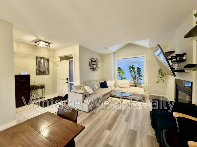 12811A Lake Hill Dr - Photo 6 of 19
