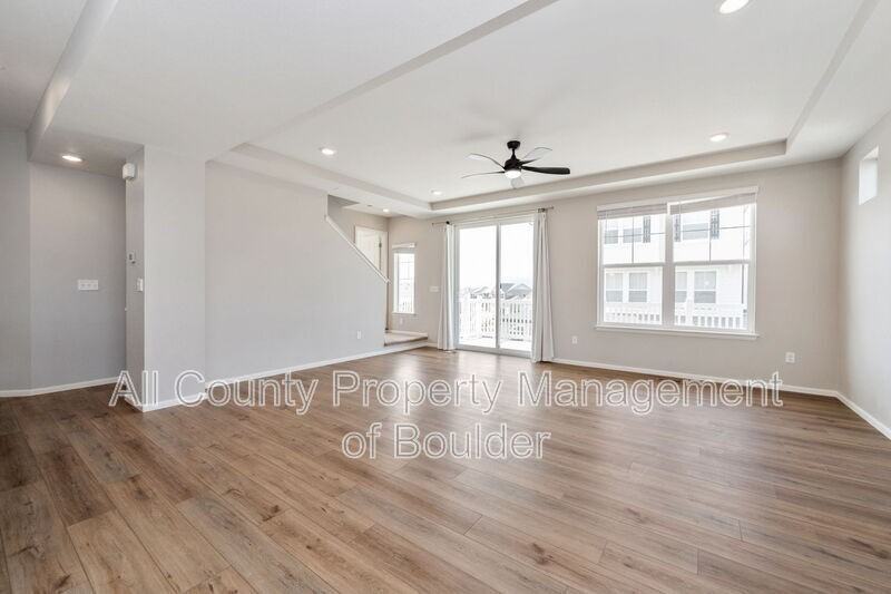 1111 Highview Dr - Photo 6 of 25
