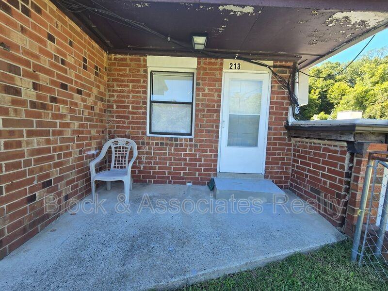 213 Baker Rd - Photo 2 of 8