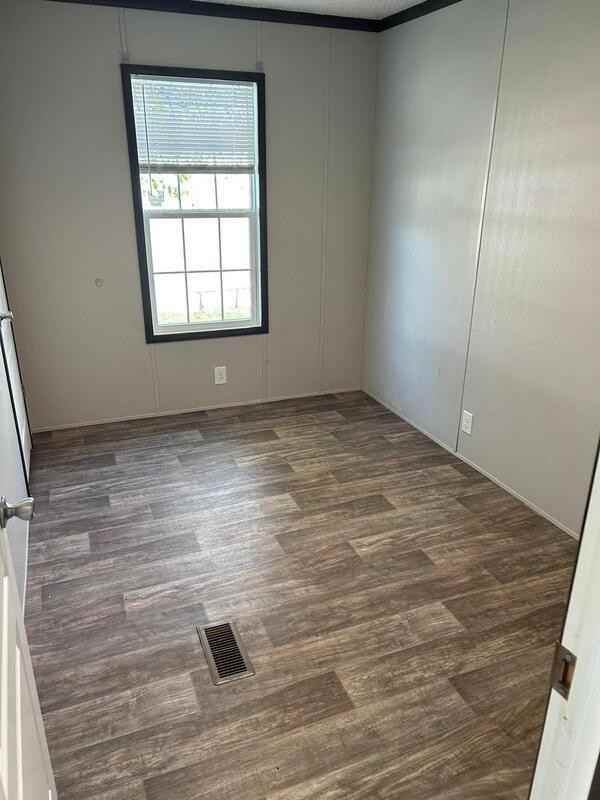 164 S King Charles Ct - Photo 3 of 7