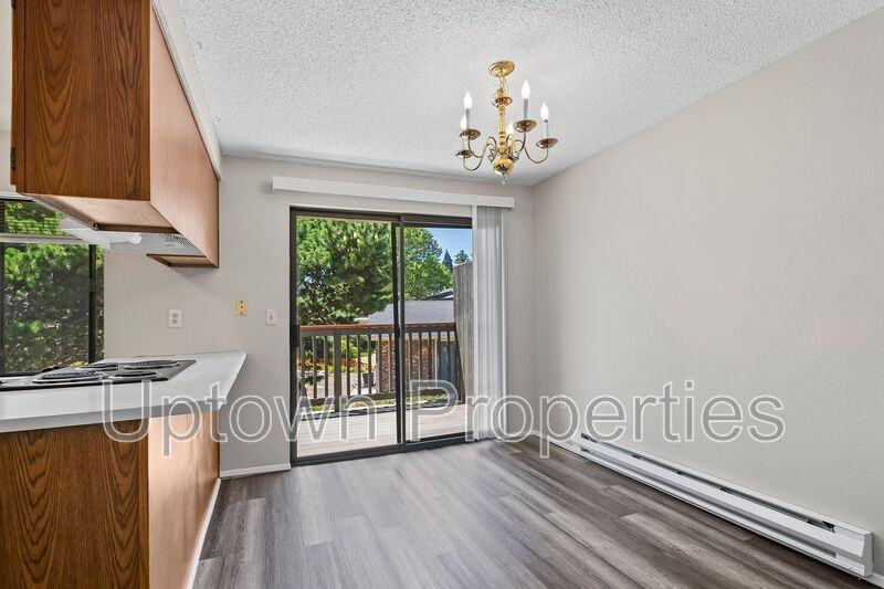 5660 Sw 180th Ave #12 - Photo 7 of 27