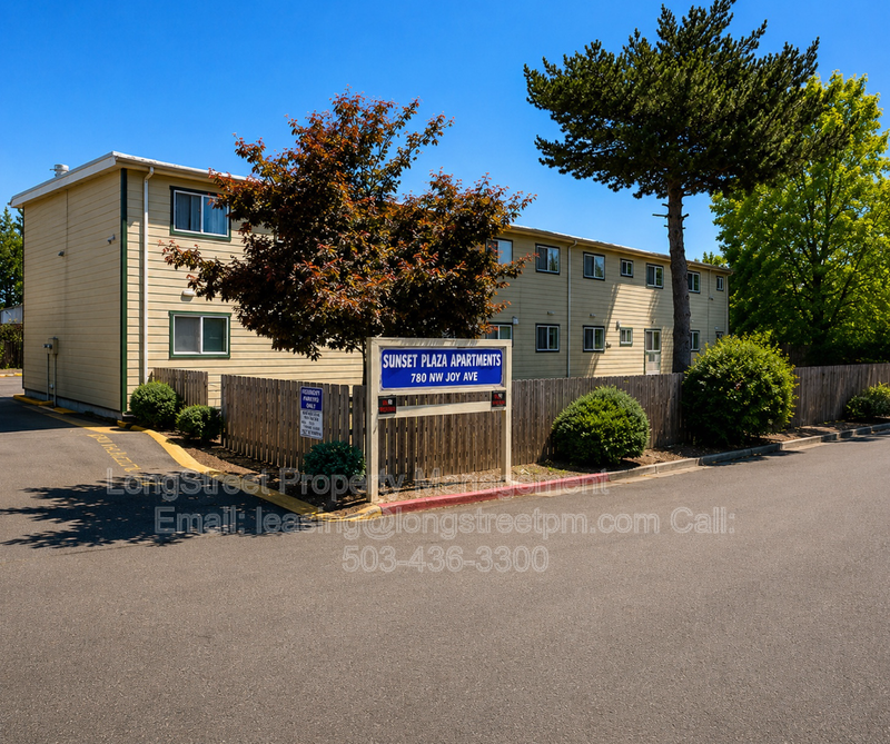 780 Nw Joy Ave #I - Photo 2 of 32