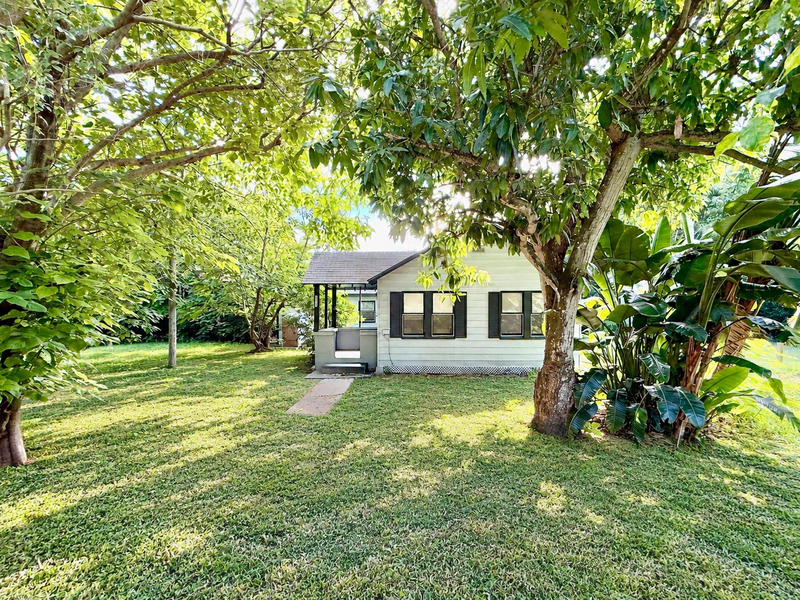 1519 Carmel Ave - Photo 3 of 50