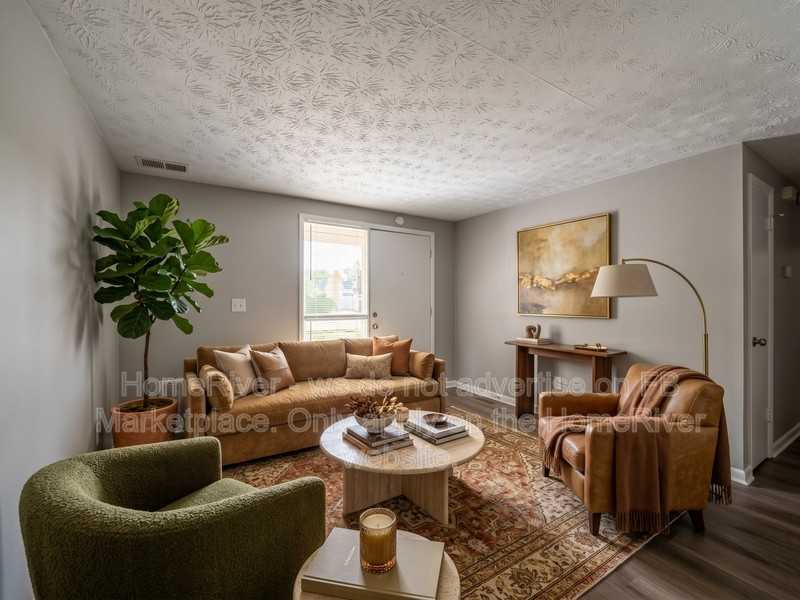 2501 Richard Ct - Photo 2 of 24