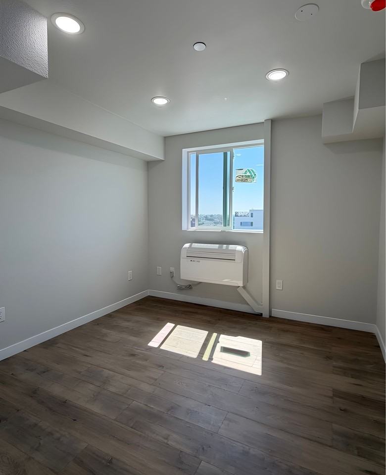 LEASING SPECIAL — THROUGH OCTOBER 31ST ONLY! Gorgeous 1 bed/1 bath Apartments ~ HACLA & LACDA VOUCHERS ARE ACCEPTED! - Photo 3 of 28