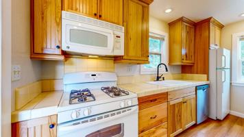 featured image of 871 Dowdell Ln