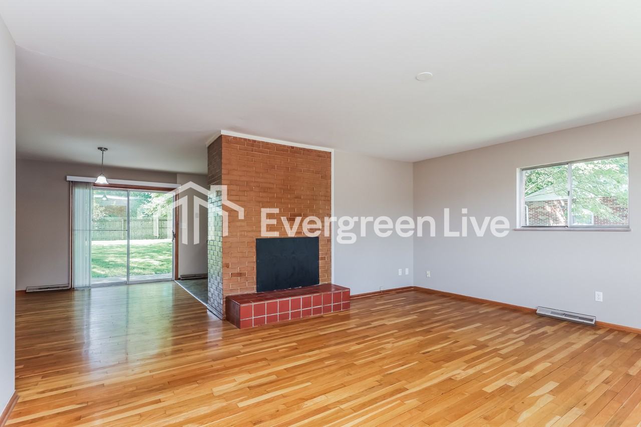 36 Shiloh Springs Rd - Photo 3 of 15