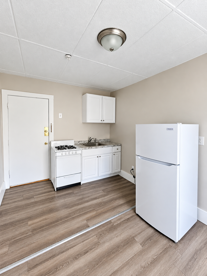 426 Fletcher St - Photo 4 of 4