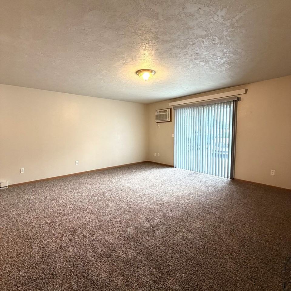 MMA Properties 2808 - Photo 2 of 12