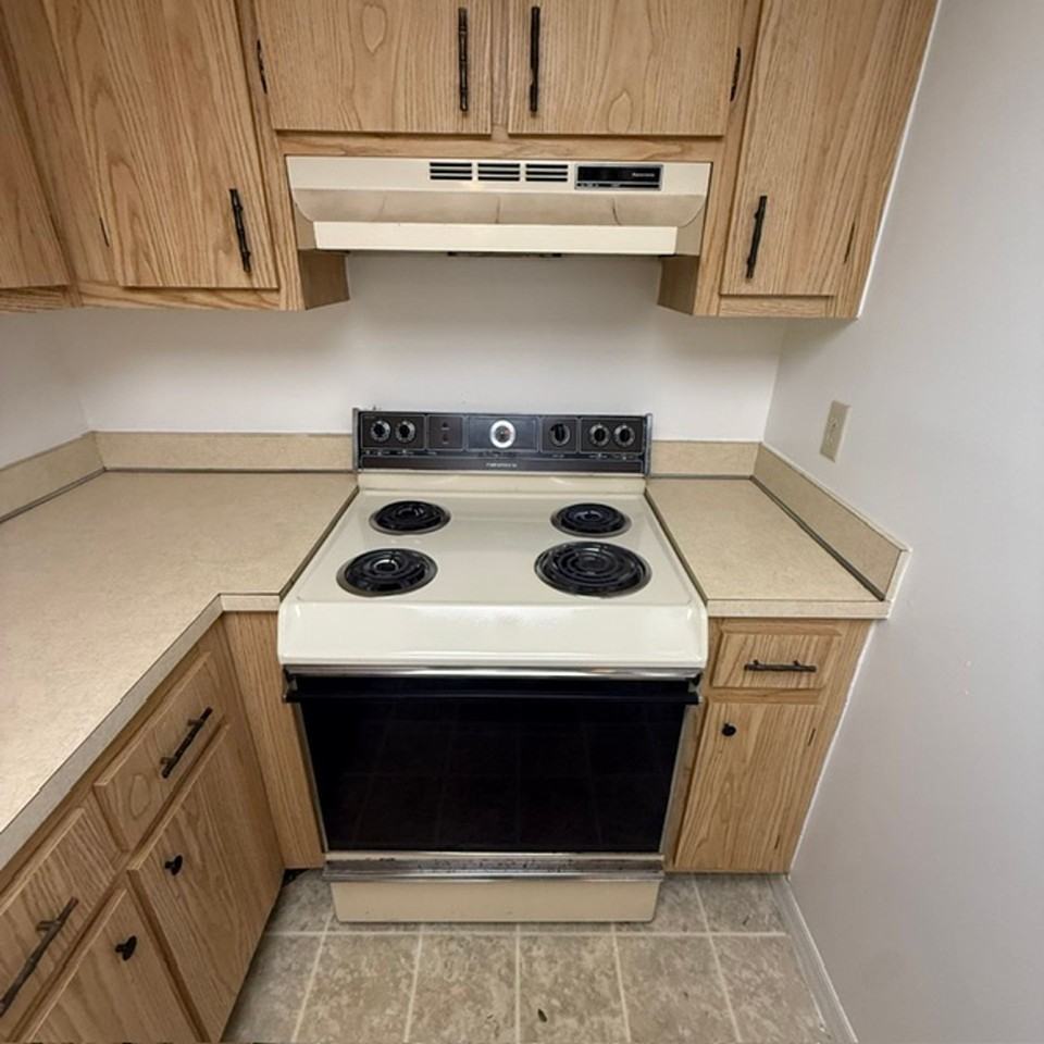 2755 Patty Ln - Photo 3 of 20