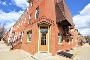 featured image of 743 S Montford Ave