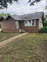featured image of 132 N Comanche Ave