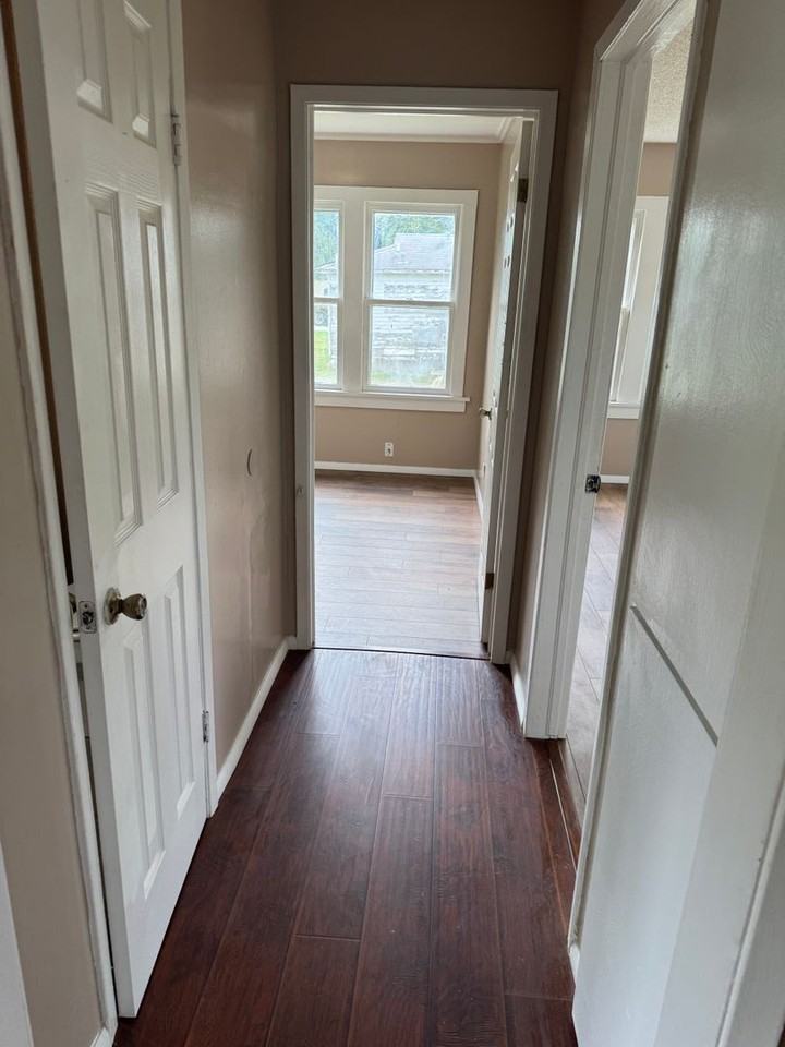 132 N Comanche Ave - Photo 7 of 13