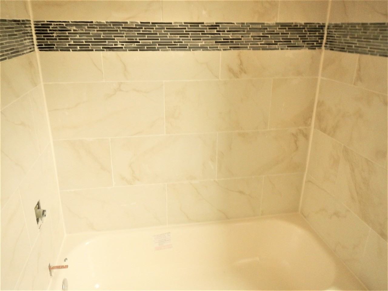 5525 Daywalt Ave - Photo 2 of 7