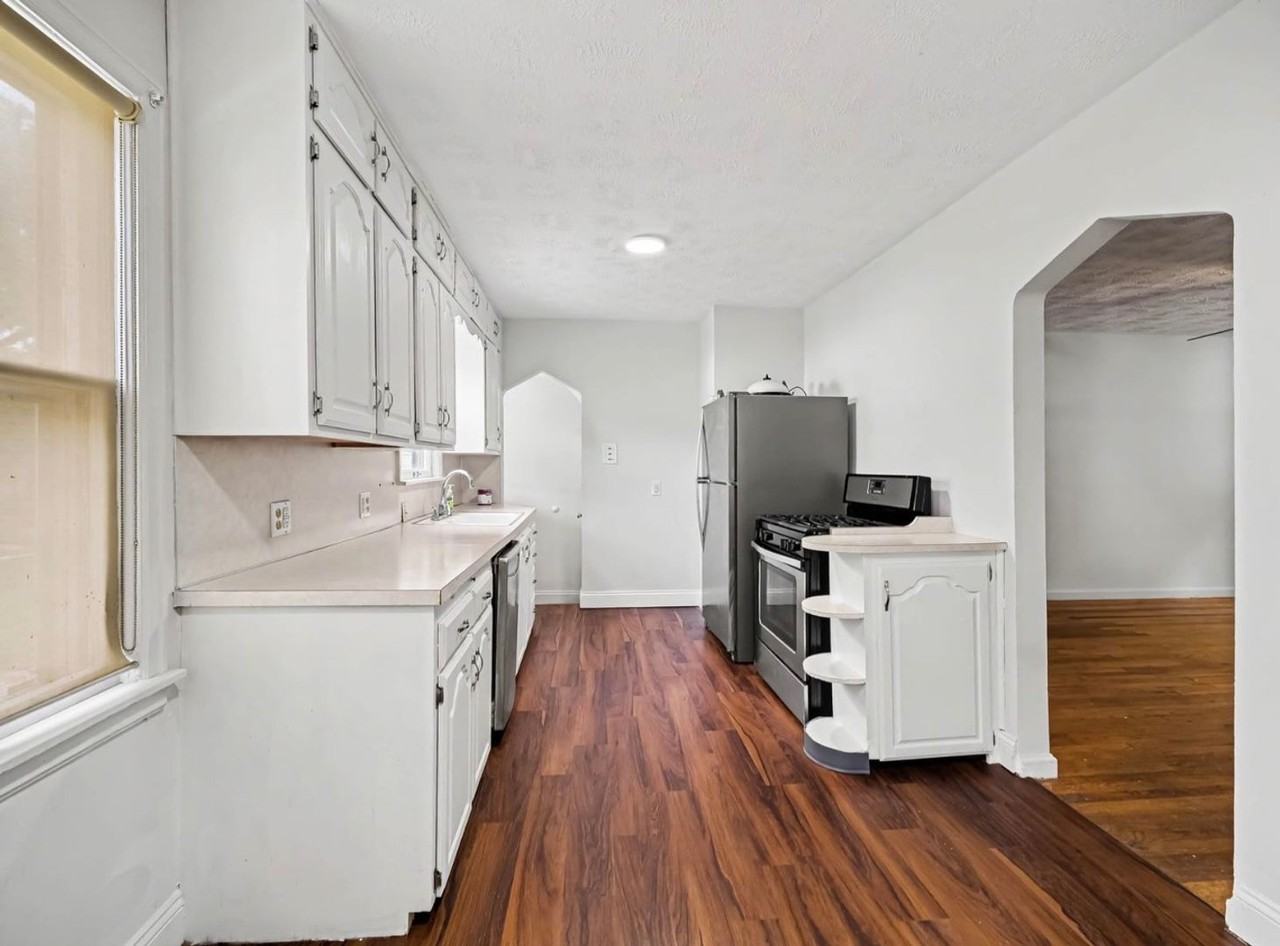841 S 50th Ave - Photo 6 of 16