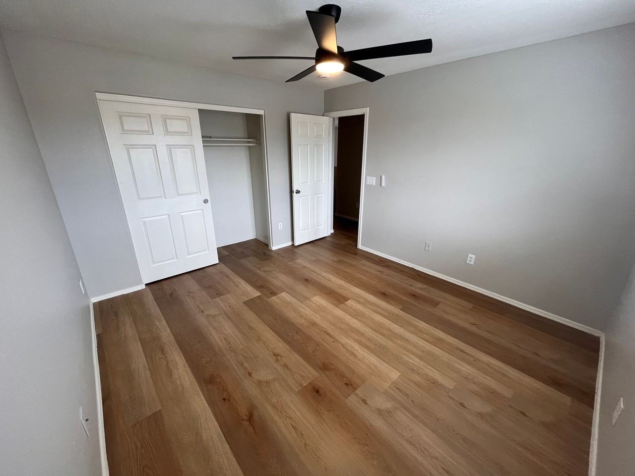 1278 E Stirrup Ln - Photo 3 of 16