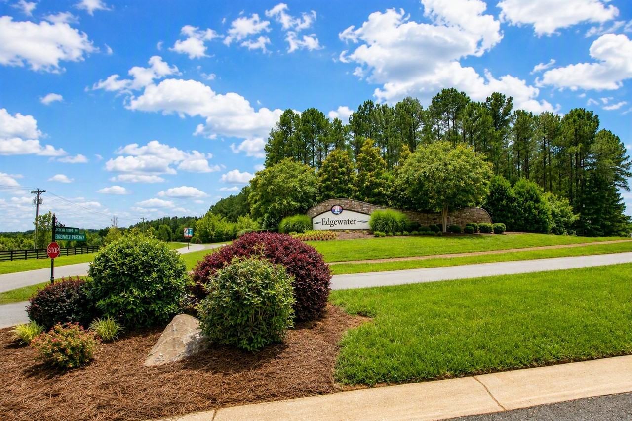 20151 Serendipity Dr - Photo 3 of 20