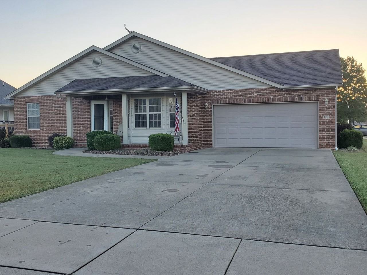 125 Chase Way - Photo 2 of 16