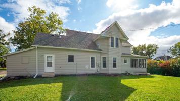 featured image of 652 652 Hwy 62 S