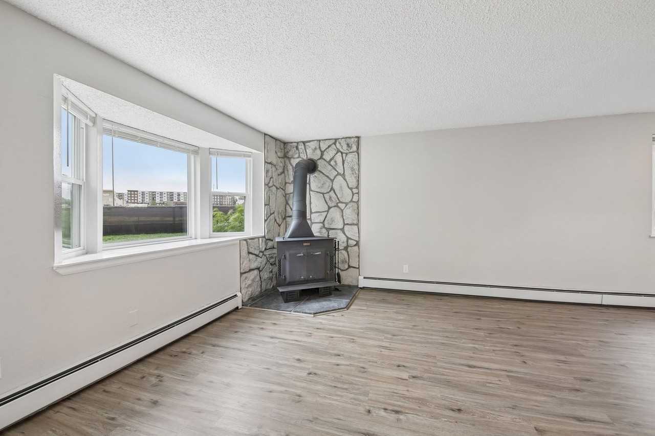 1065 W 112th Ave #C - Photo 6 of 25