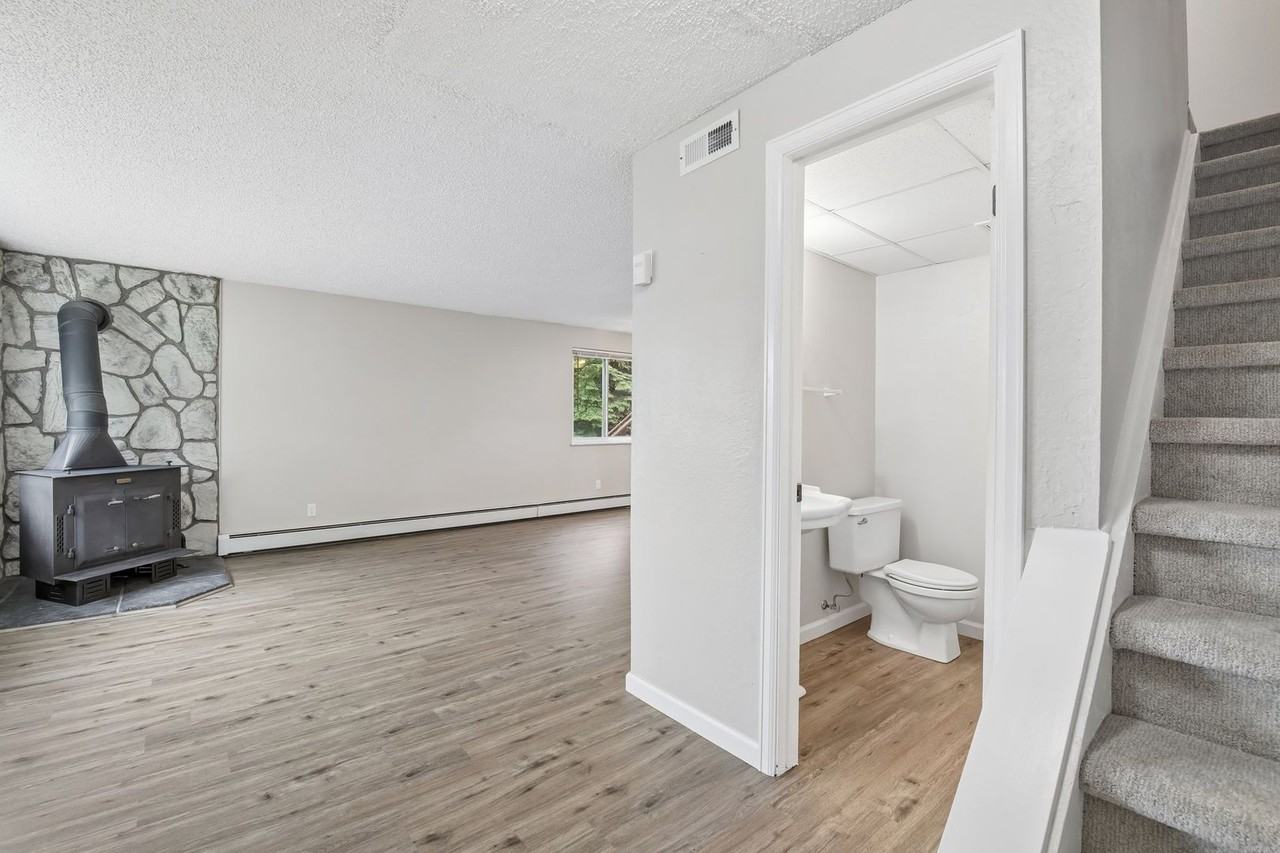1065 W 112th Ave #C - Photo 7 of 25
