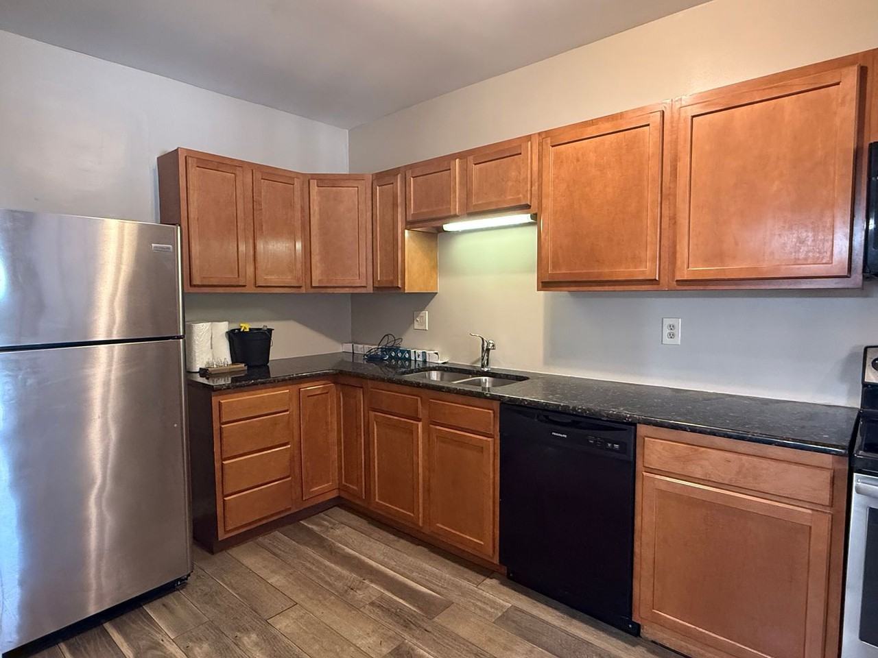 36 Spruce St - Photo 5 of 18