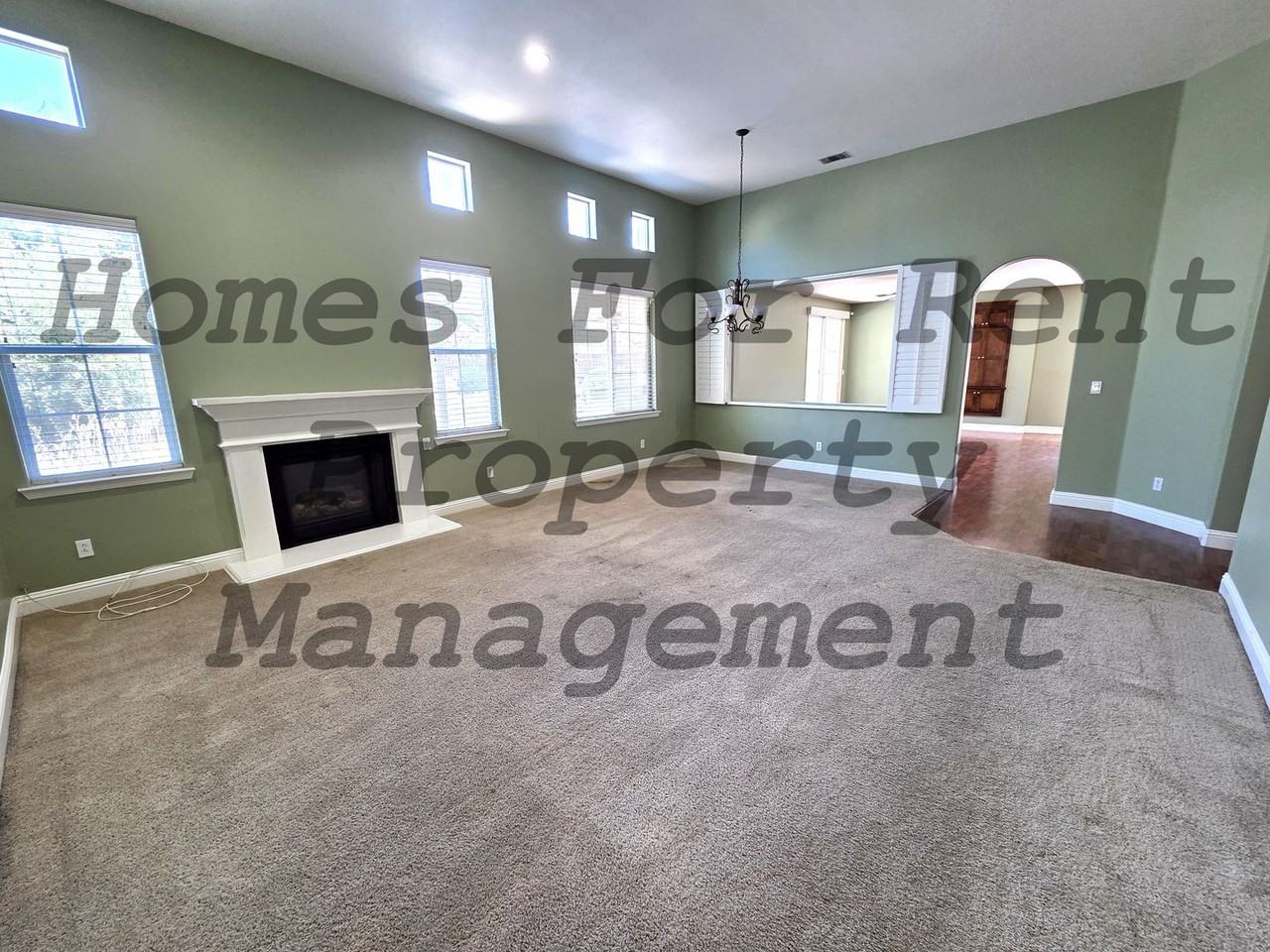 1564 Verdugo Pl - Photo 2 of 15