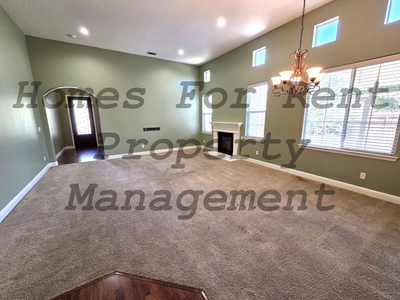 1564 Verdugo Pl - Photo 3 of 15
