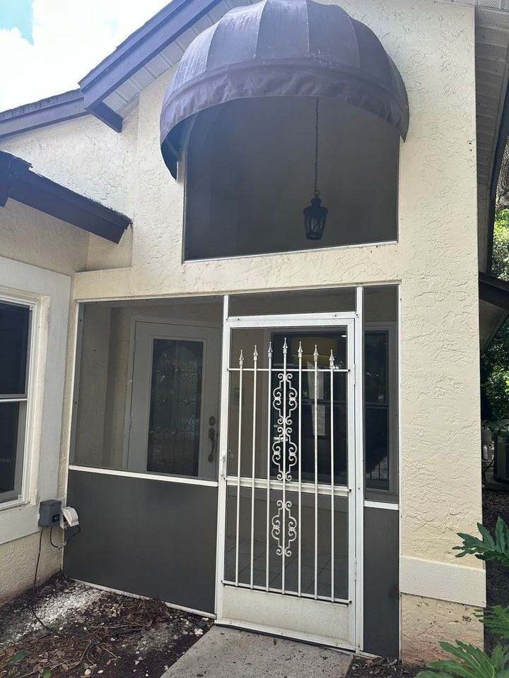 21194 Old Oak Pl - Photo 2 of 40
