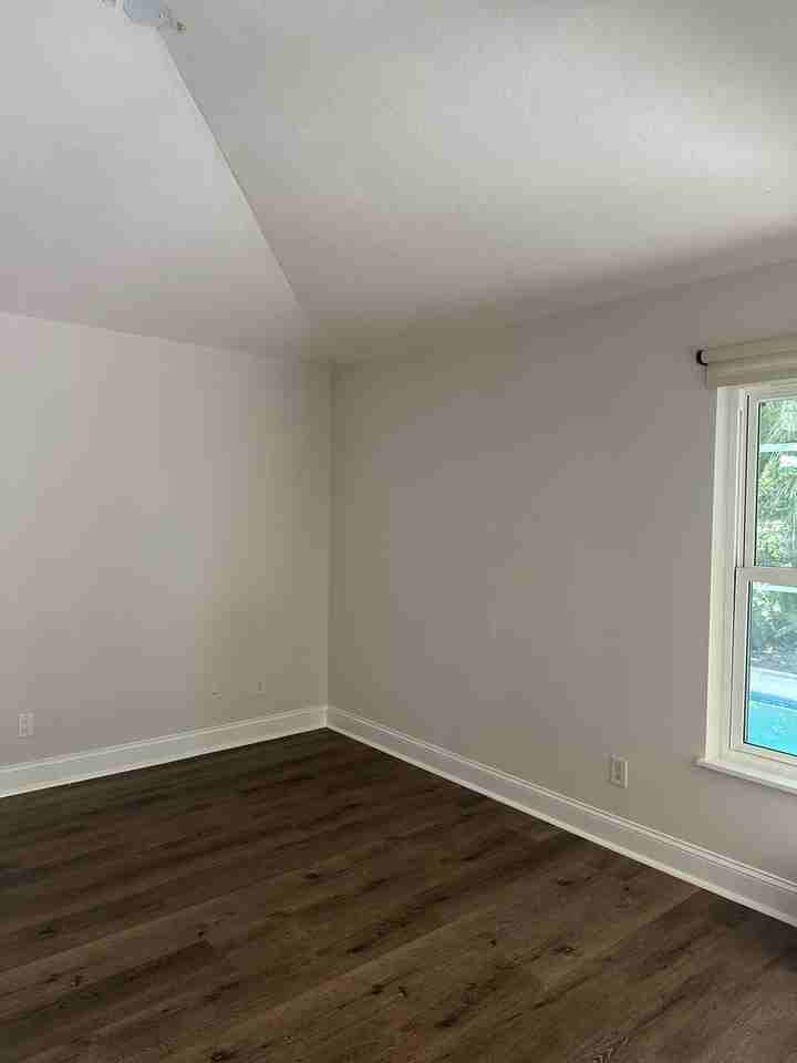 21194 Old Oak Pl - Photo 5 of 40