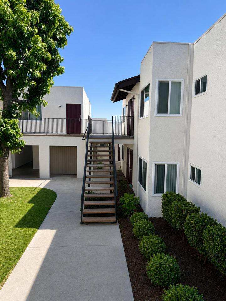 Downstairs 1Bd/1Ba. Private Garage and Patio TEXT (714)710 - Photo 2 of 3
