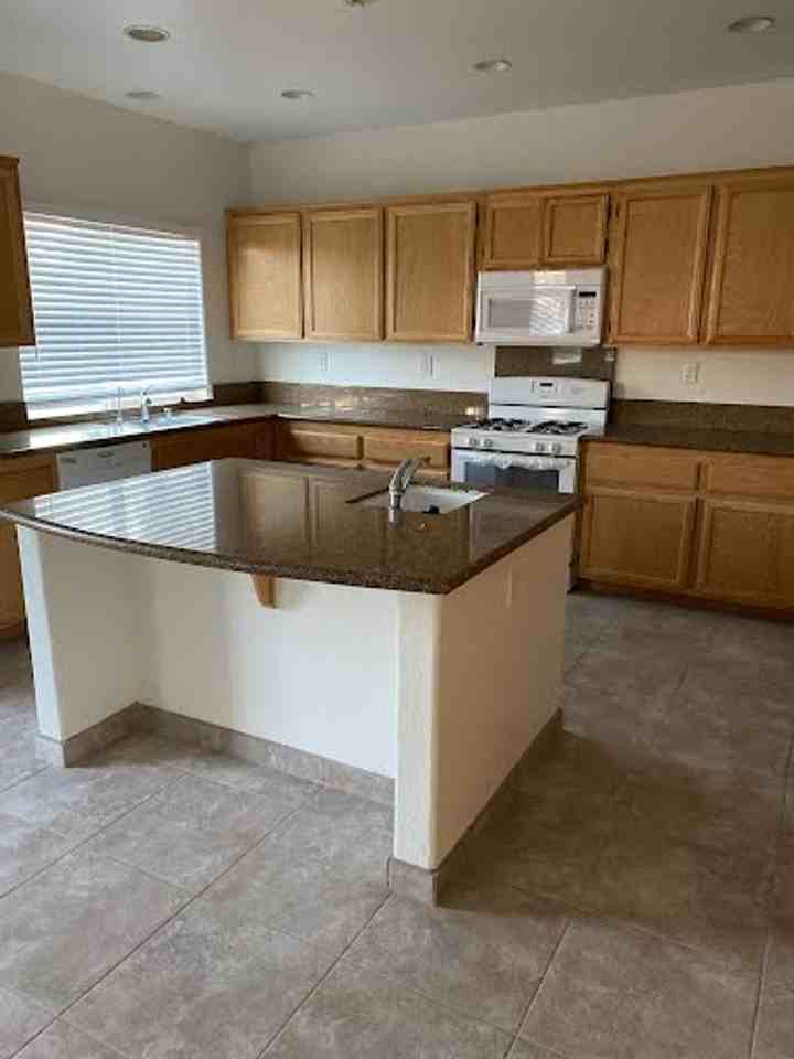 28395 Red Apple Rd - Photo 3 of 7