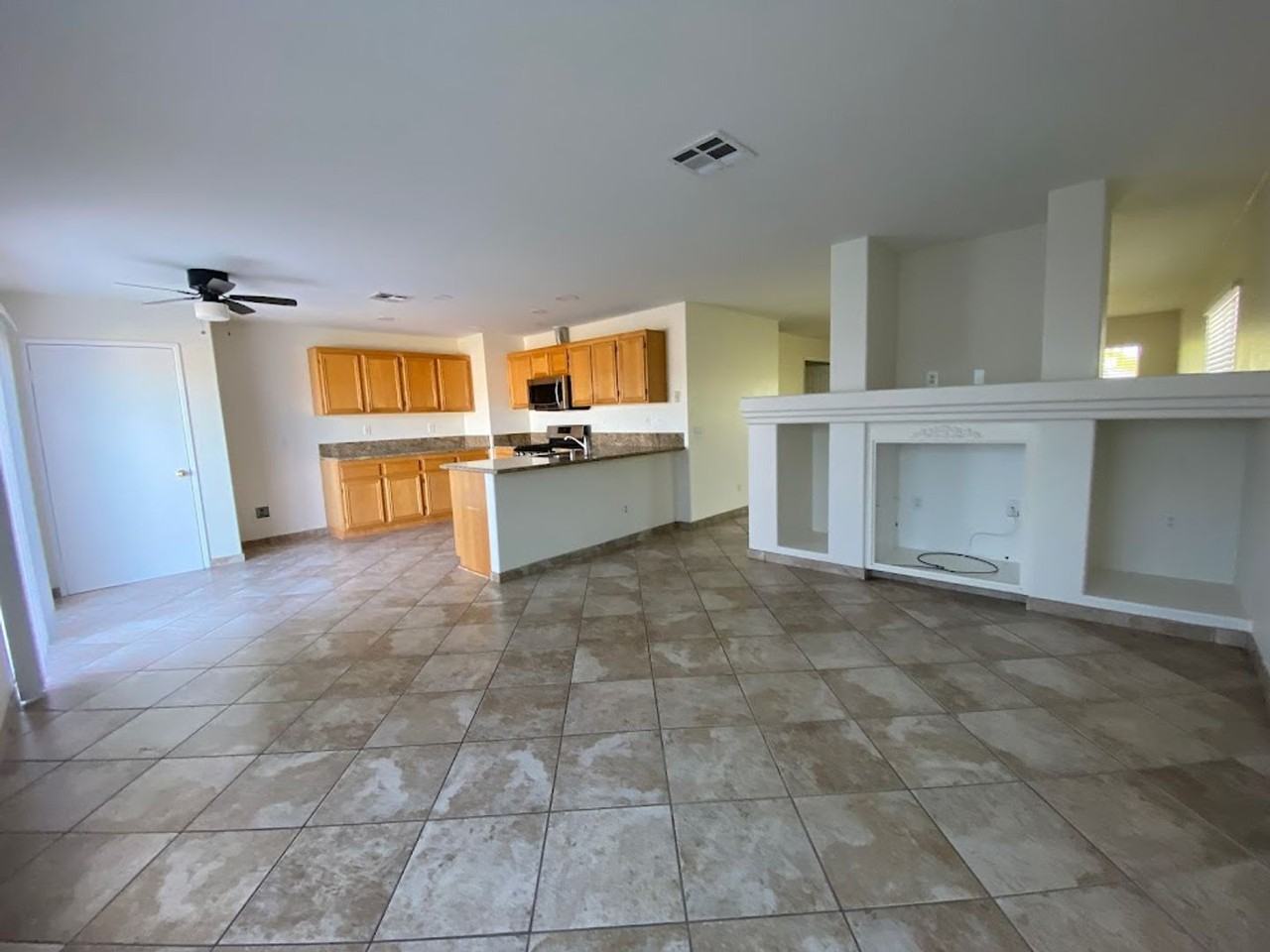 30567 Pine Creek Dr - Photo 2 of 8