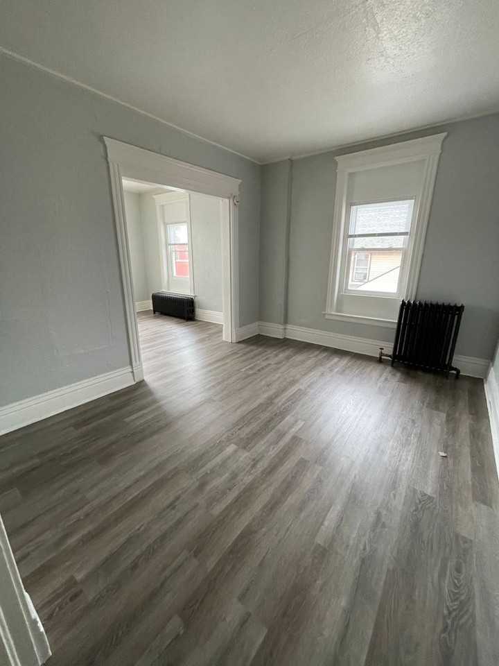 1509 N Harrison St #1 - Photo 5 of 10