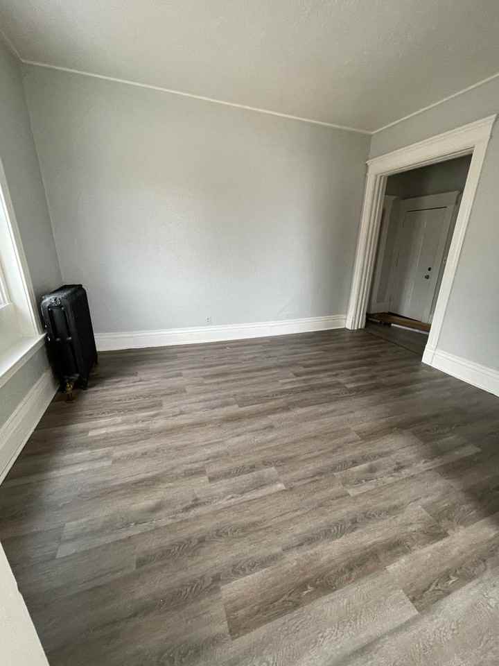 1509 N Harrison St #1 - Photo 6 of 10