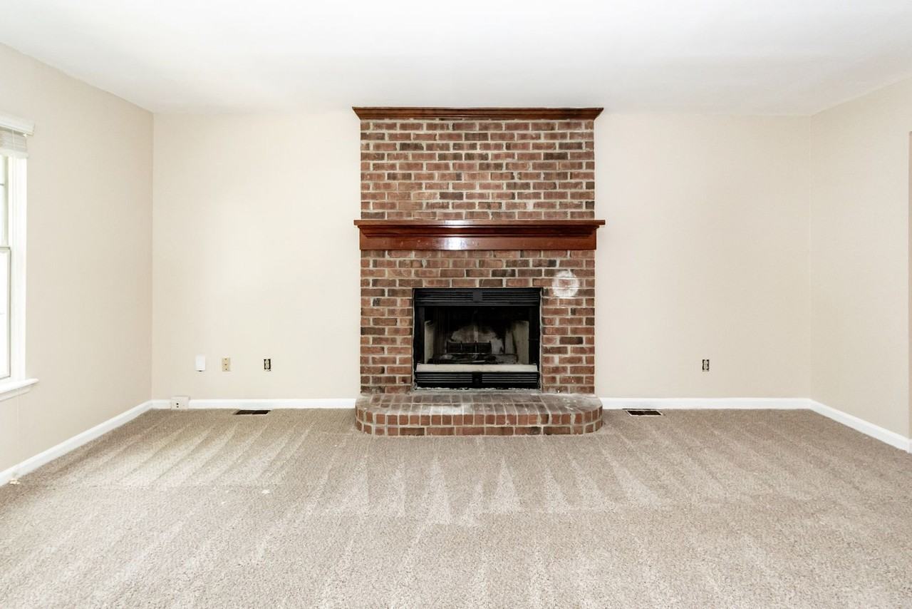 1020 Crooked Stick Ct - Photo 5 of 39
